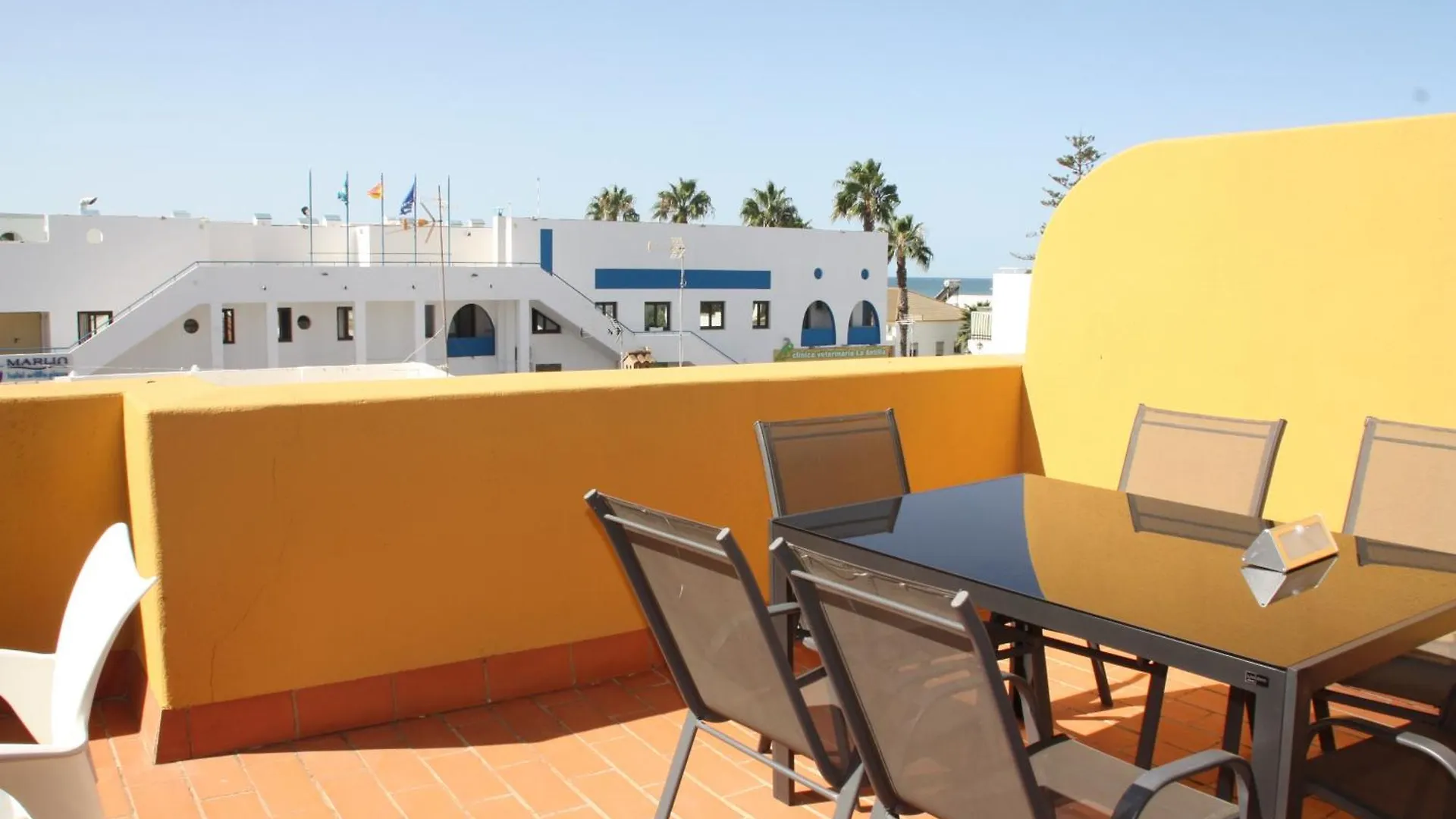 Apartment Atico Duplex 2 Linea De Playa En La Antilla